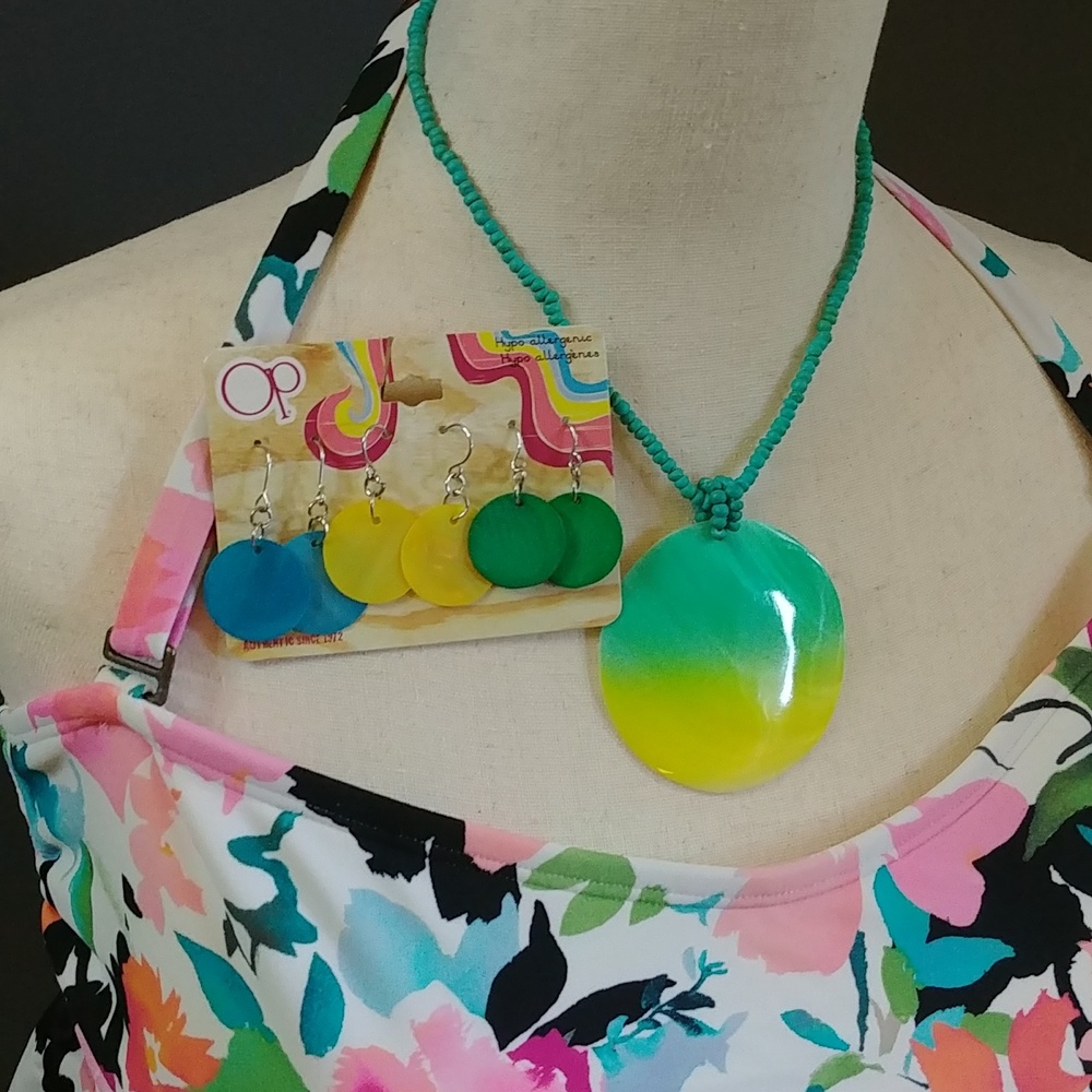 NWT OP Earrings and Necklace Set